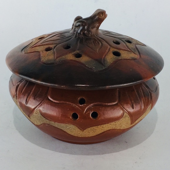 Sasak Pottery Bowl Pot Vessel Of Life - Indonesia - Picture 2 of 10